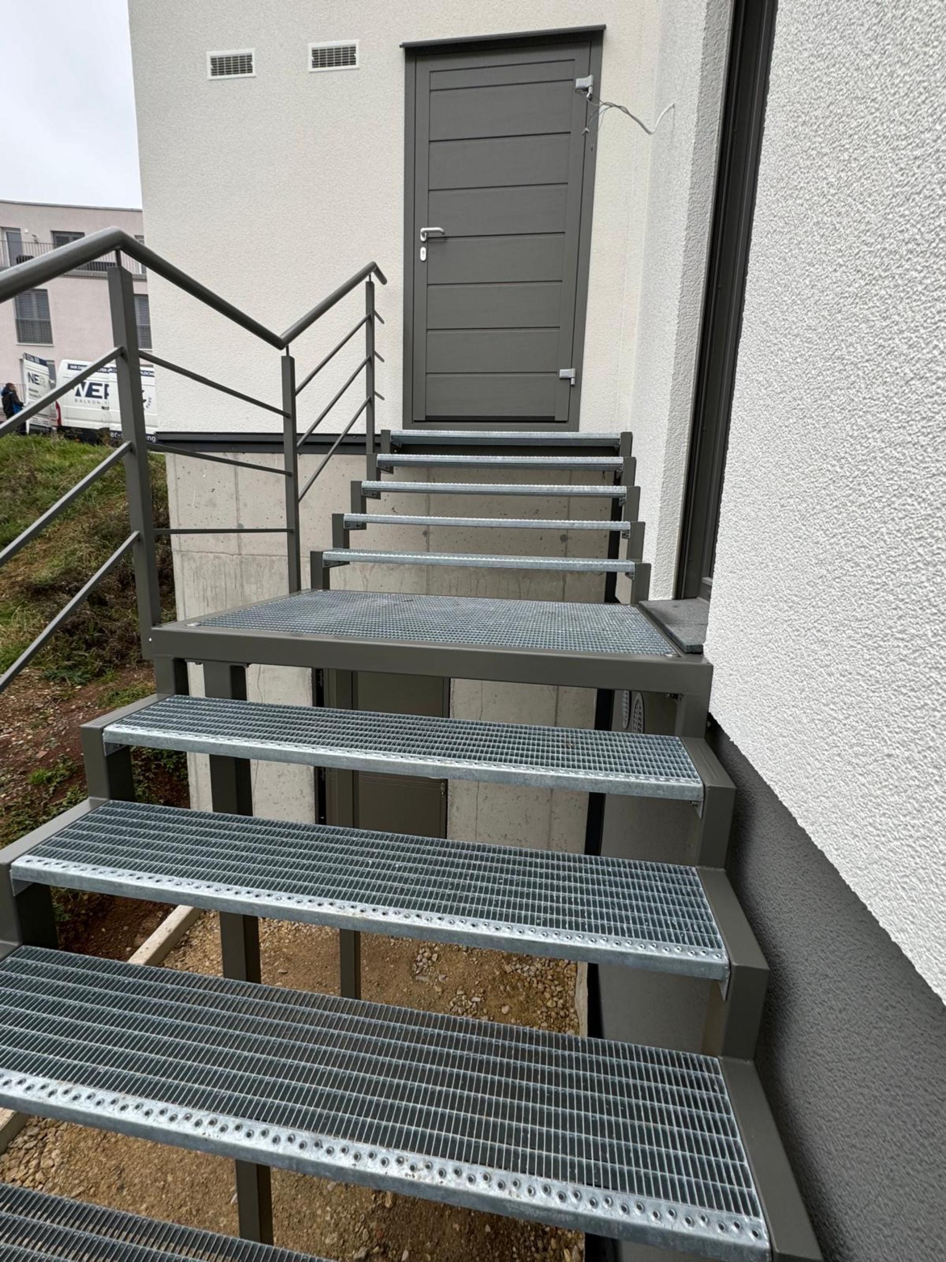 Edelstahl Konstruktion 11 Edelstahl Konstruktion 11